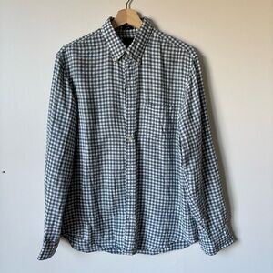 J. Crew Men's Blue and White Gingham Button-Down Shirt